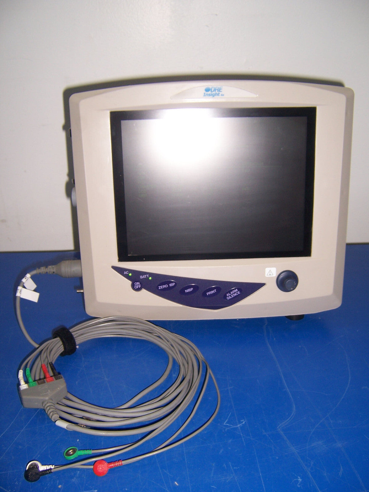 13603 DRE Insight 4a multi-parameter vital sign monitor – US Equipment ...